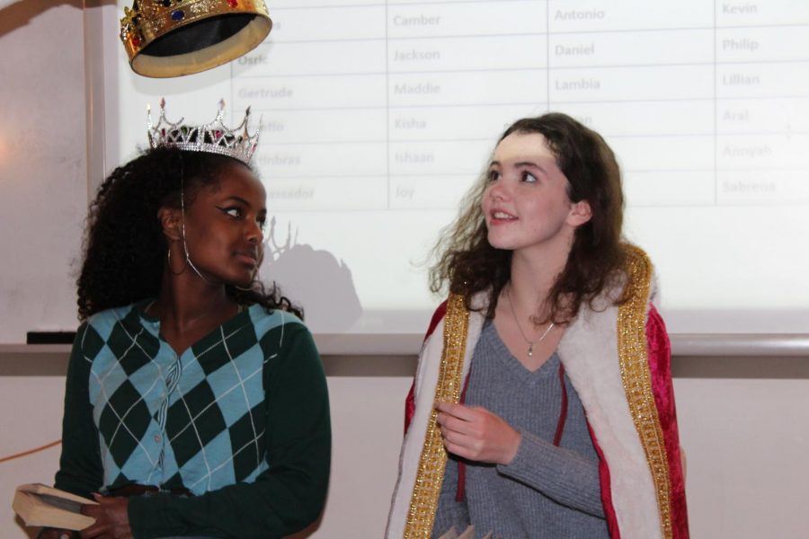 Seniors Lillian Aregawi (left) and Becca Howlett (right) perform Hamlet in Ms. Fliakas Period 6 English class. 
