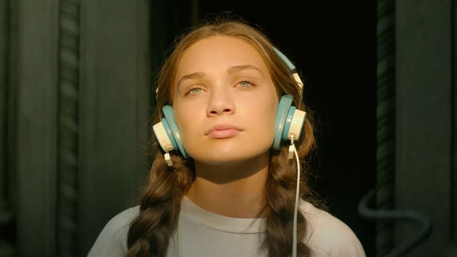 Sia has stirred controversy in her soon-to-be-released film, Music, for casting Maddie Ziegler, a non-autistic actress, for the part of the autistic main character. 