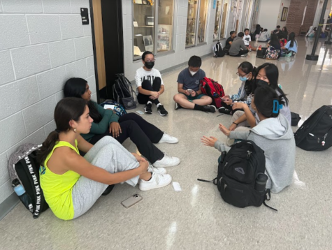 Freshmen Gabriella Villegas, Keerthi Thentu, Isabella Langlee, Anthony Lau, and Selena Li talk to seniors Michelle Wong and Sophia Wu at the first IB Big Sibs meeting during 7th period on Main Street. The IB program arranges these meetings so magnet freshmen can learn general tips on how to succeed in the program, ask questions, and exchange contact information. I think it was definitely productive. The seniors were very beneficial. They definitely gave a lot of clarity to all the terms and lines of high school. So I think the advice was really really helpful. And Im definitely looking forward to the next Big Sibs meeting Thentu said.
