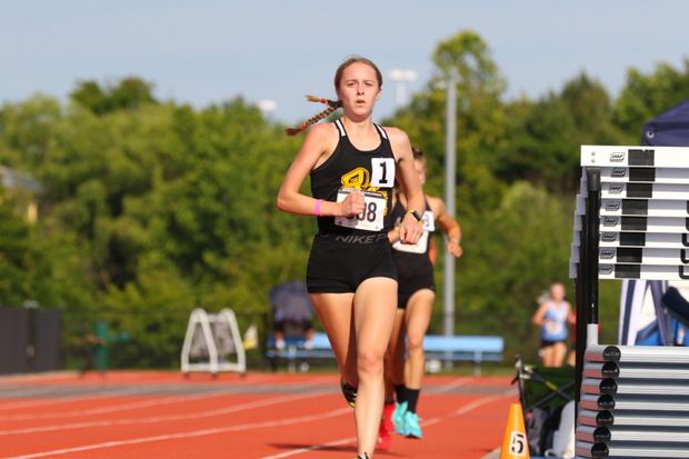 Junior+Grace+Finnegan+competes+in+Class+4A+Maryland+State+Track+Championships.
