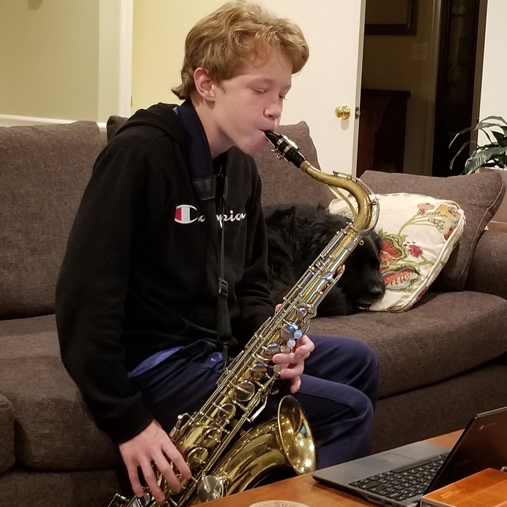 Sophomore Dylan Cronkhite, a saxophone player and skateboarder, received a kidney transplant as a toddler. Recently, he has been experiencing difficulties and now needs a new donor immediately. 